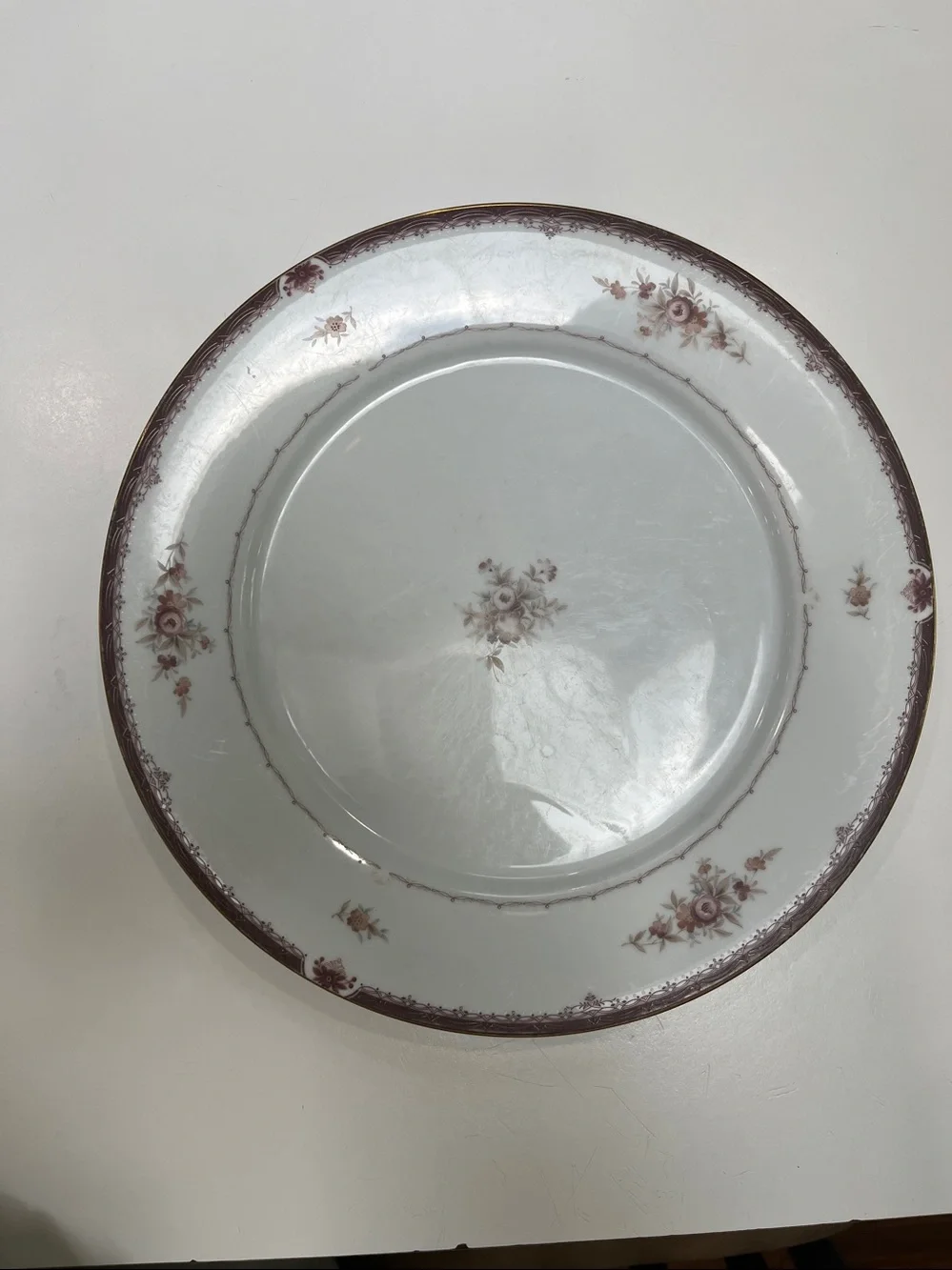 Noritake Bordeaux Dinner Plates, Set of 3, VTG retired pattern. Floral design.